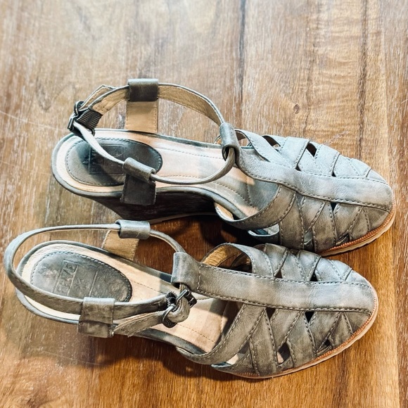 frye gray maye fisherman wedge sandals size 7.5 - Picture 4 of 11